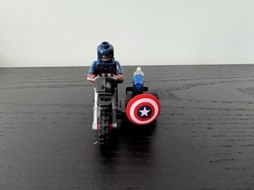 LEGO Marvel Set #30447 Captain America&rsquo;s Motorcycle - Complete W/ Instructions
