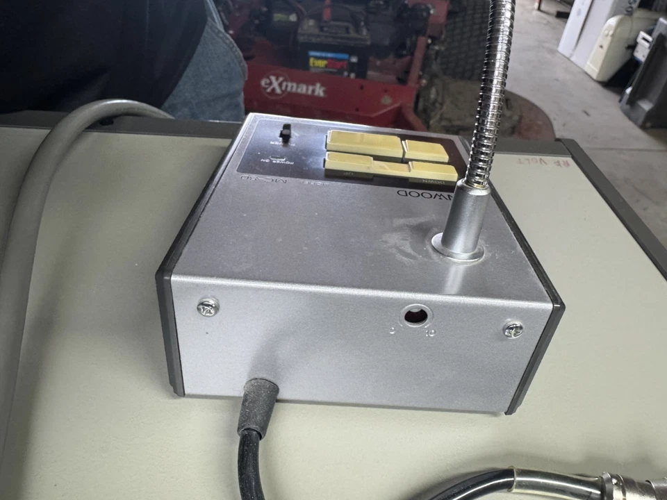 Kenwood MC-80 Electric Desktop Base Station HAM Microphone - Image 4 of 4