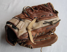 Mizuno Max Flex Prospect Series 9  Baseball Glove - right hand throw, - No Tag