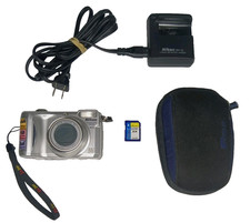 Nikon Coolpix 4800 ED Digital Camera Battery And Charger 6-50mm 1:2.7-4.4 Tested
