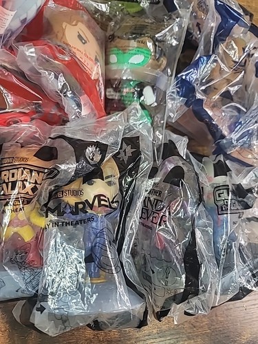 McDonalds Happy Meal Spielzeug *versiegelt* 38 ct. Konvolut Disney Cars Marvel Avengers Verschiedenes - Bild 7 von 16