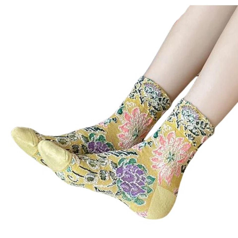 5 Pairs Women Cotton Floral Mid Calf Socks Stretch Sports Flower Crew Socks - Image 2 of 3