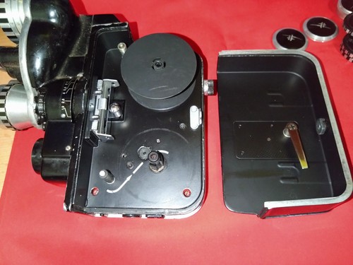 Appareil photo argentique soviétique NEVA 2x8 mm LOMO RARE pour collection + étui - Photo 17/18