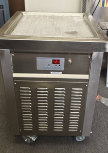 USA Kolice ETL Commercial Roll Ice Cream Machine,21"x21" Square Pan,Auto Defrost