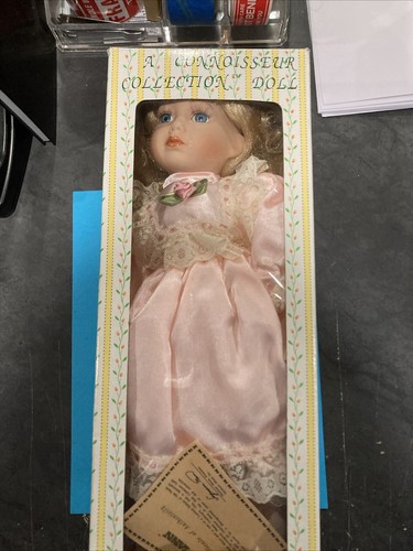 "Muñeca de porcelana Jeannie 16"" Seymour Mann COMPLETA con CAJA/CERTIFICADO DE AUTENTICIDAD" - Imagen 5 de 8