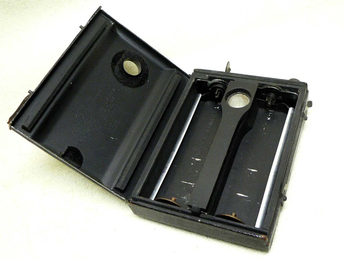 VERY OLD Graflex Folmer Schwing Roll FILM Holder 1915 Model- KODAK
