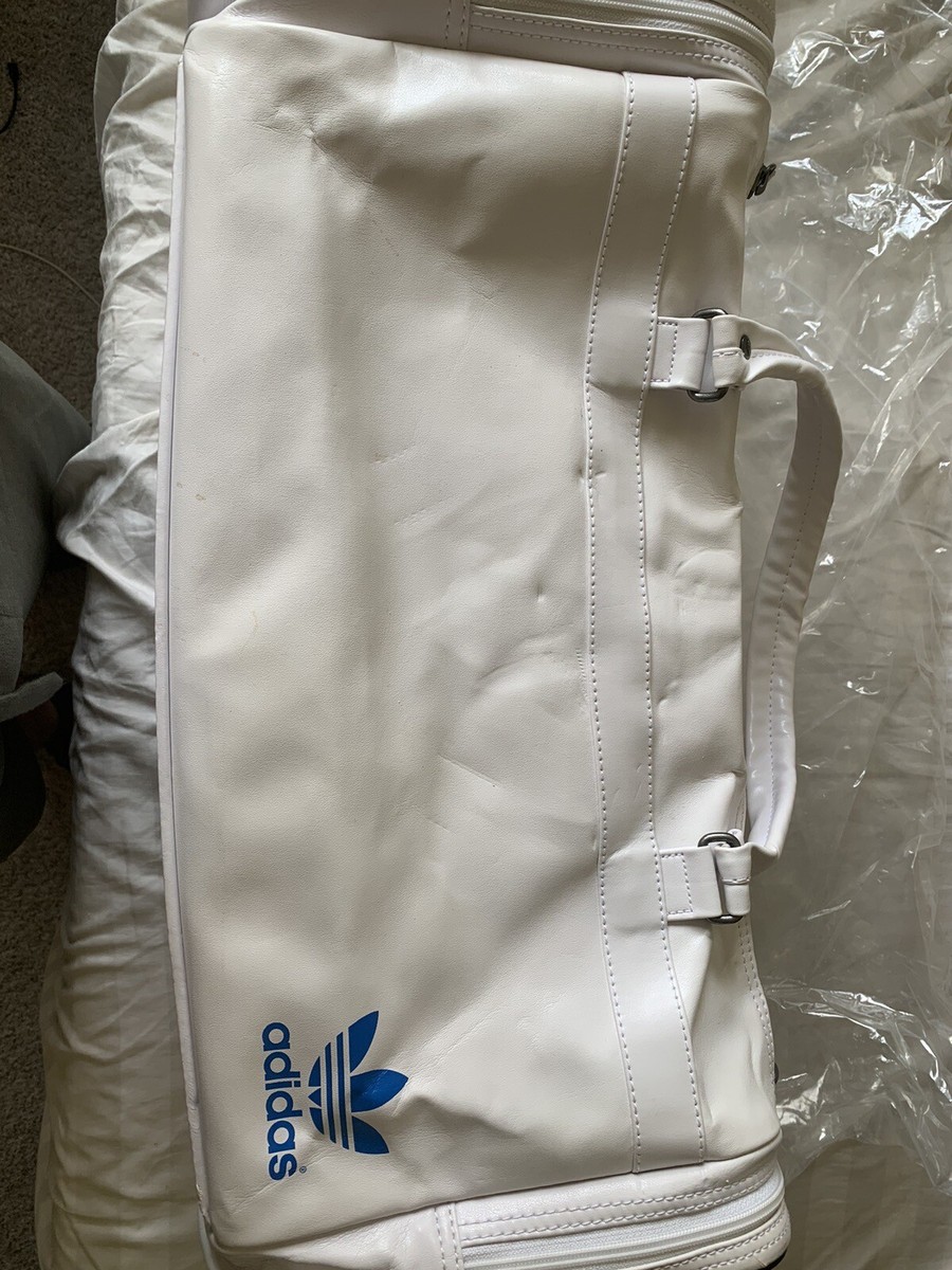 adidas 遠征バッグ ホワイト/ブルー 大型 Adidas Originals Adicolor Leather Duffel Bag Blue White | eBay