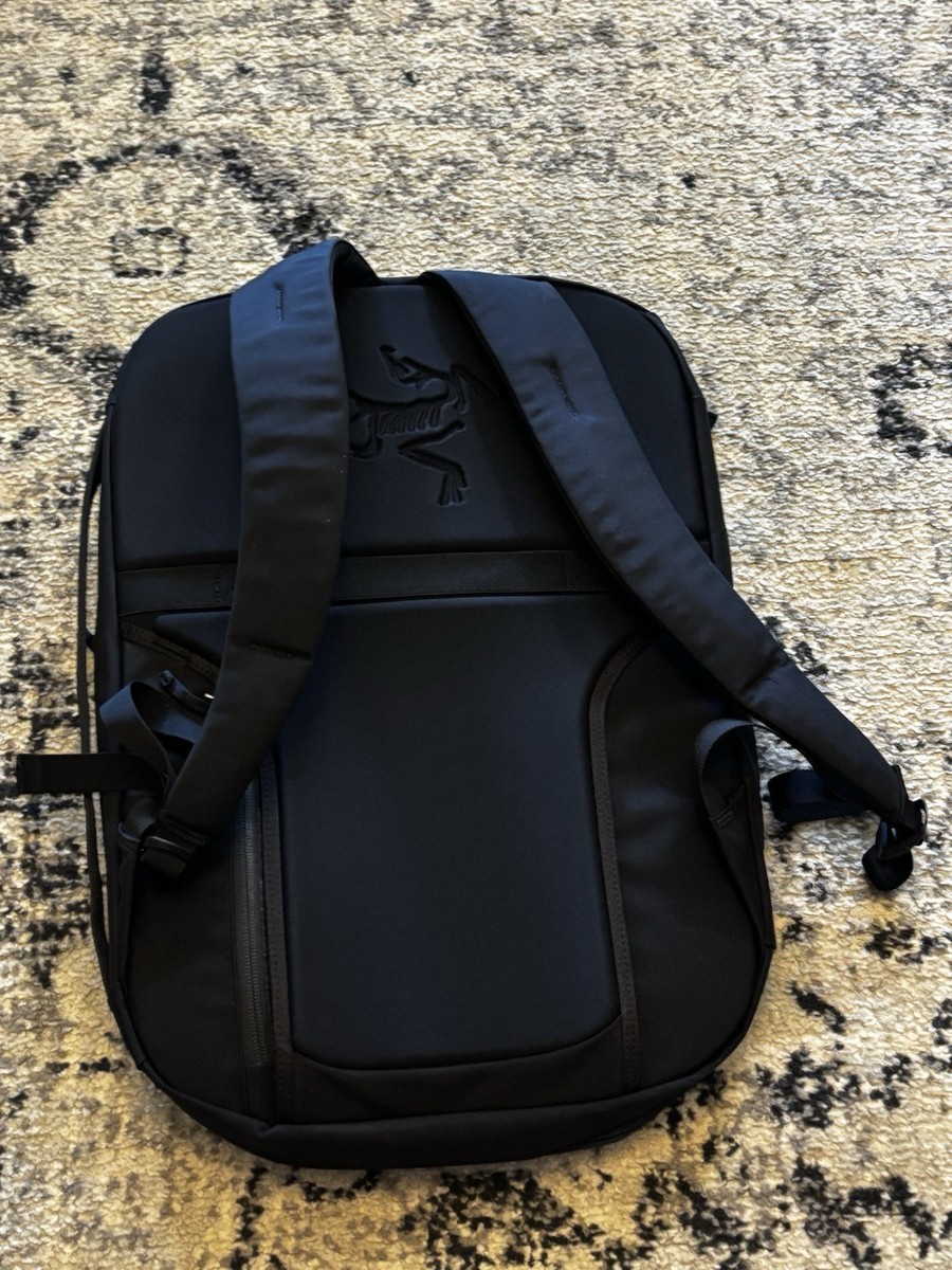 Arcteryx Blade 20 Backpack Laptop Bag Nylon Lined Black Padded