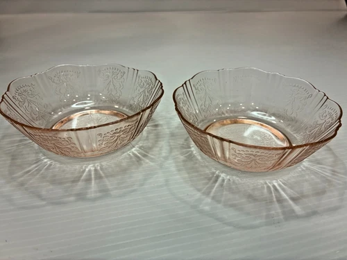 AMER SWEETHEART  PINK DEPRESSION FLAT BERRY  MACBETH-EVANS 1930’s  3 3/4" MINT