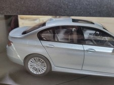 PARAGON 1/18 BMW M5 F10 Silverstone II Dealer Edition Scale Model Car