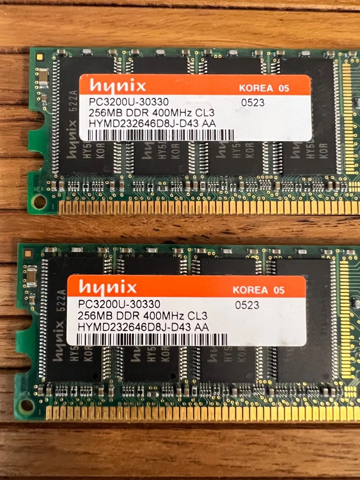 Samsung / Hynix 256 MB PC 3200 Lot of 4 Desktop RAM / Memory - Image 2 of 4