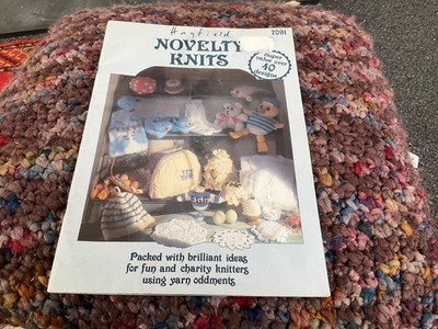 Hayfield Novelty Knits 7091 Booklet 40 Designs