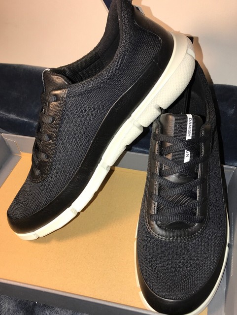 ecco womens intrinsic sneaker