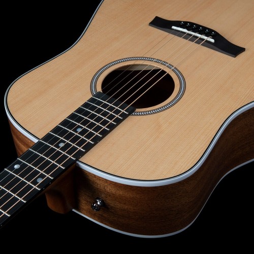 Seagull Model # 048090 Maritime SWS Natural Dreadnought Acoustic Electric Guitar - Picture 9 of 11