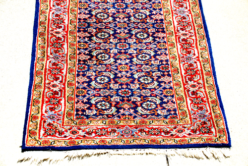 Alfombra vintage Estate Find hecha a mano? Alfombra geométrica oriental de lana 31"x5' origen de ayuda - Imagen 2 de 17