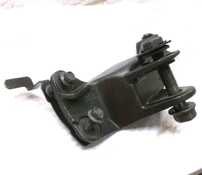 F81A-3A094-AB 99 to 04 Ford F250 F350 4X4 4WD Track Bar Bracket