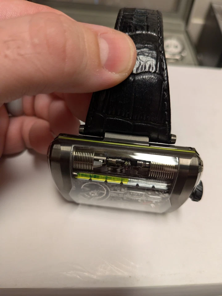 Reloj fluido lineal mecánico platino prototipo HYT H3 súper raro 1/25 piezas Foto 3 de 4
