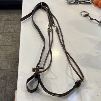 Beval LTD de Gogue Training Device