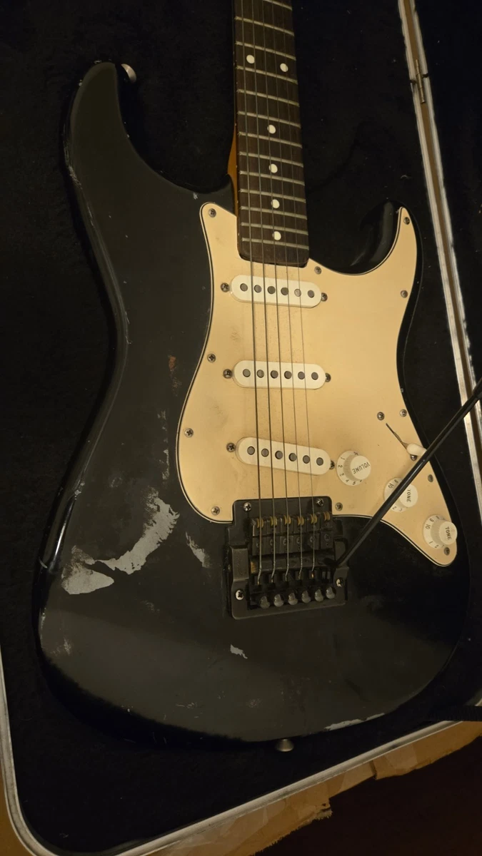 Preços baixos em Fender Squier Stratocaster Japão | eBay