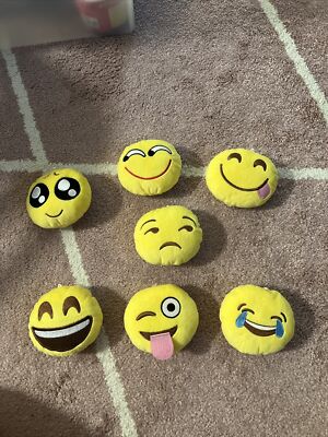 7 Emoji Stuffies 