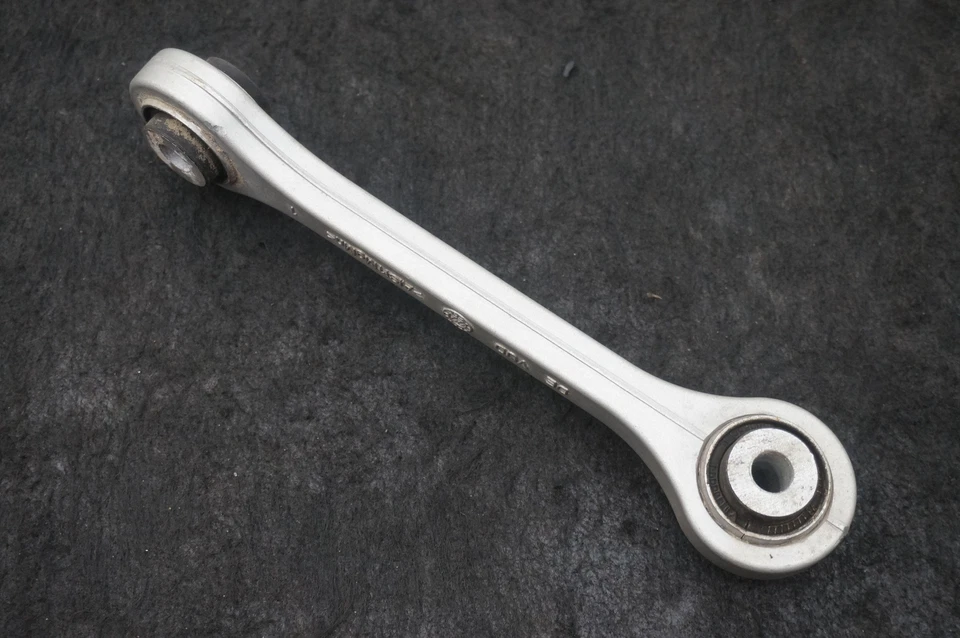 Braço de controle dianteiro esquerdo do lado do motorista elo de arrasto fabricante de equipamento original 4S0407465 Audi R8 4S 2017-23 - Imagem 4 de 4