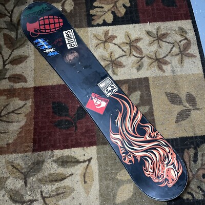 Lamar Dragon 138cm Fiberglass Snowboard Black Orange Dragon Flame