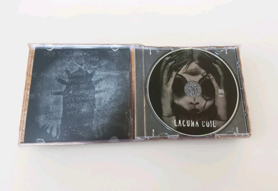 Dark Adrenaline by Lacuna Coil (CD, 2012, Century) Limited Edition Cover ART Foto 2 de 4