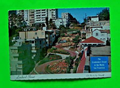 Postcard--Lombard Street, San Francisco, CA
