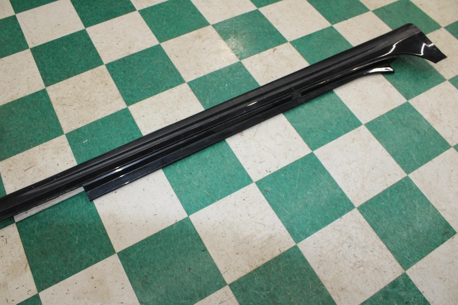 Maserati Ghibli 2014-2022 Right Side panel Black