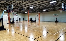 Maple High Gloss Solid Wood Basketball Court Flooring,With basketball equipment 