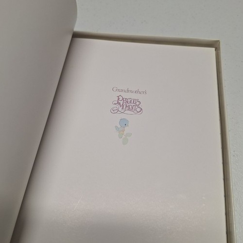 Precious Moments Grandmother Book Baby Infant Gift Memories Stories Family Tree - Picture 8 of 9