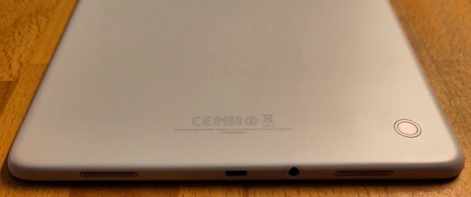 Samsung Galaxy Tab A SM-T550 16GB, WLAN, 24,6 cm (9,7 Zoll) - Weiß - Bild 4 von 4