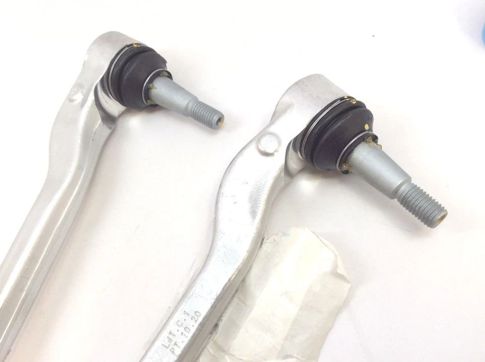 2016-2017 Chevrolet Camaro Front Lower Left & Right Control Arm Link Set new OEM - Image 3 of 3