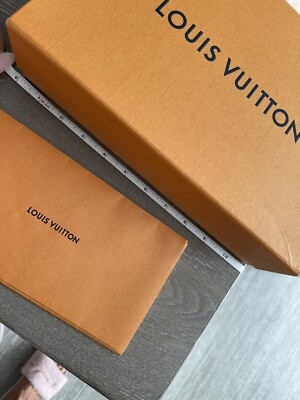 LOUIS VUITTON ギフト箱 11点 louis-vuitton Authentic 11'x7'x3' empty box+ Dustbag+ Tie Up+