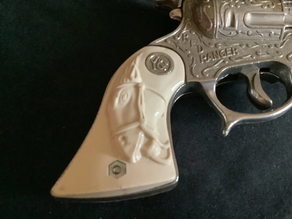 Pistola de casquillo Wyandotte Red Ranger 1955 excelente Foto 3 de 4