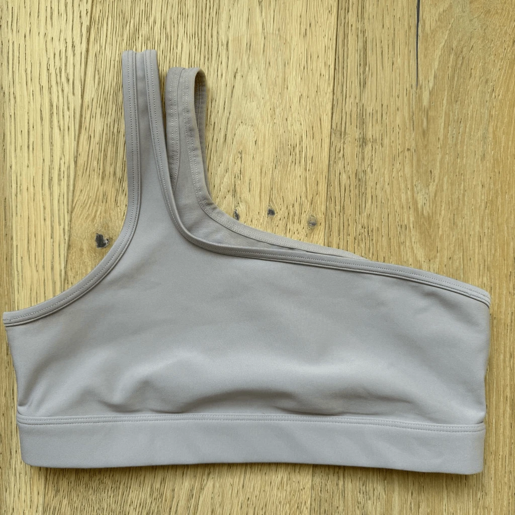 alo-yoga airlift excite one shoulder double strap tank-bra