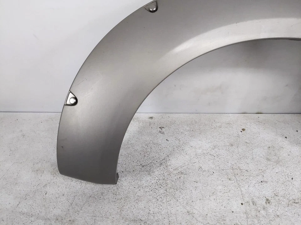 Panel de cuarto de conductor trasero Nissan Frontier 2001-2004 acampanado - dorado 93827-9Z741 Foto 2 de 4