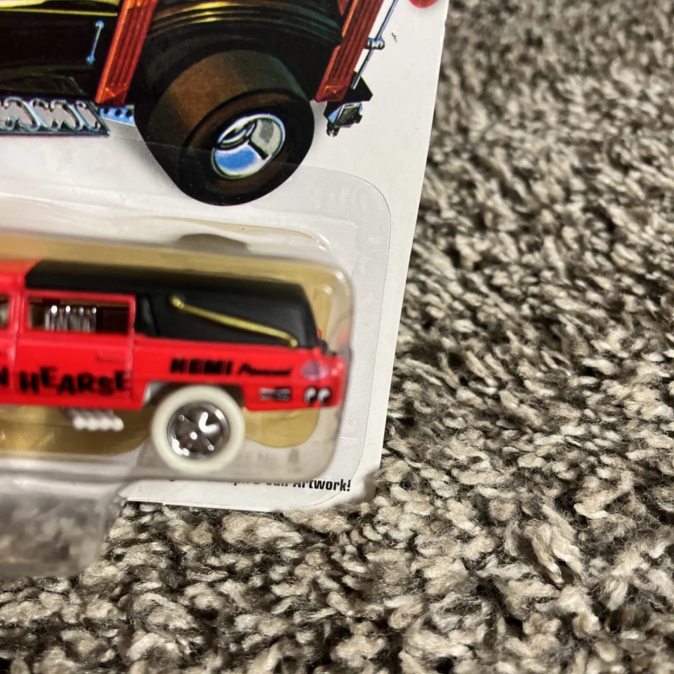 1:64 JOHNNY WHITE Lightning HAULIN HEARSE NEW - Image 3 of 4