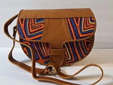 Columbia Carriel Leather Crossbody New Handbag Tan Color/Colorful Cloth Material