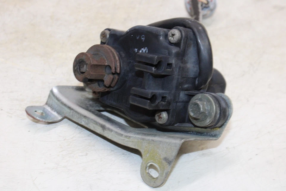 Yamaha FZR600R 1996 OEM VÁLVULA DE ESCAPE SERVOMOTOR Foto 2 de 4