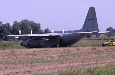 Kodachrome Slide CH-04 C-130H Hercules Belgian Air Force Beauvechain 2002 (D3)