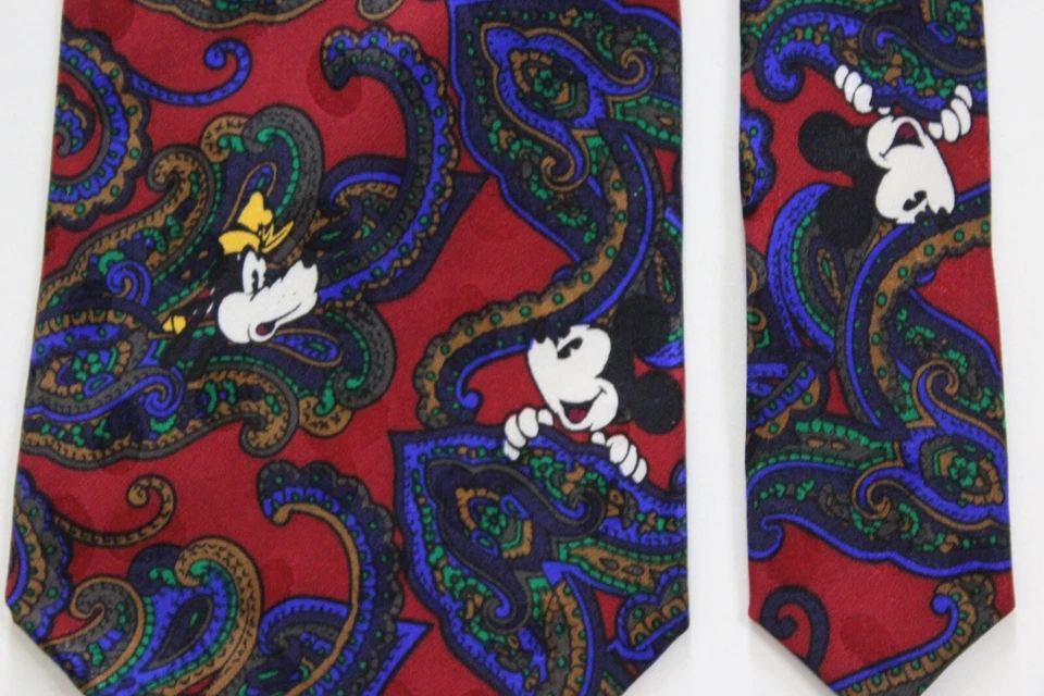 Corbata de colección The Disney Store Mickey Mouse Goofy Pato Donald Paisley  Foto 2 de 4