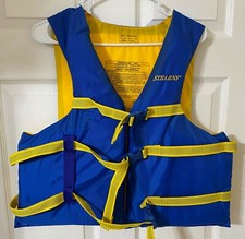 STEARNS COAST GUARD APV. ADULT  LIFE JACKET CHEST size 30-52in OVER 90 LBS