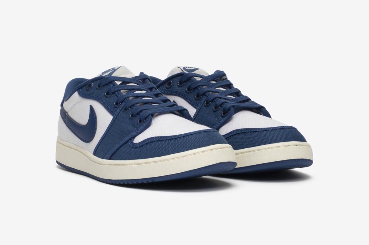 【NIKE】☆お洒落スニーカー☆NIKE AJKO 1 Low JORDAN BRAND WMNS AIR JORDAN 1 LOW SKY J PURPLE/ACTION GRAPE
