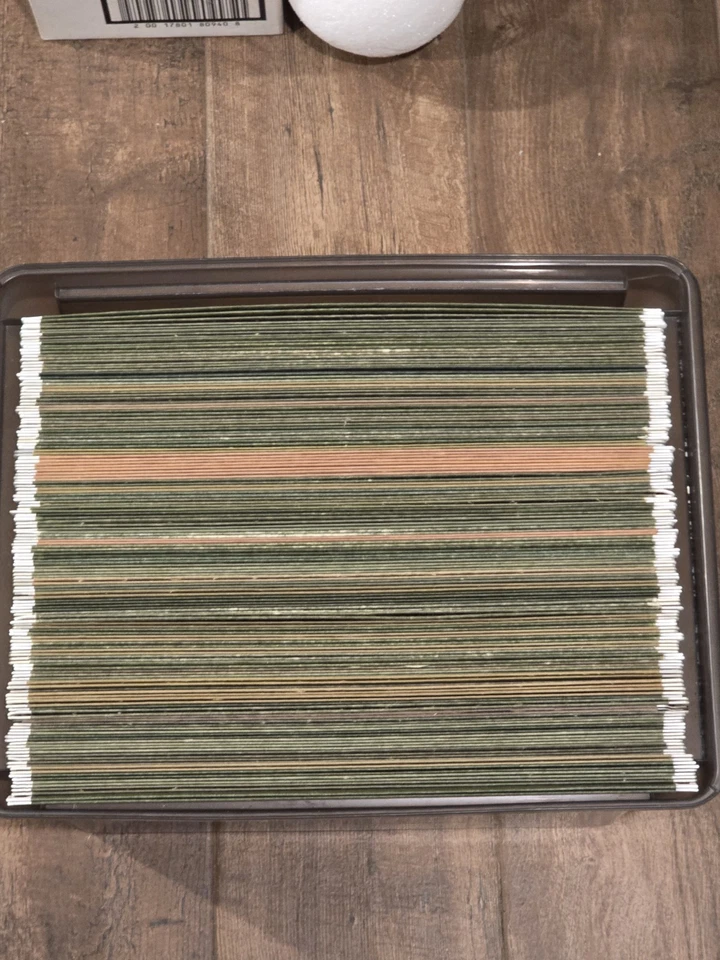 Oxford Legal Hanging File Folders No Tabs Green/Tan, 75 Count - Image 3 of 4