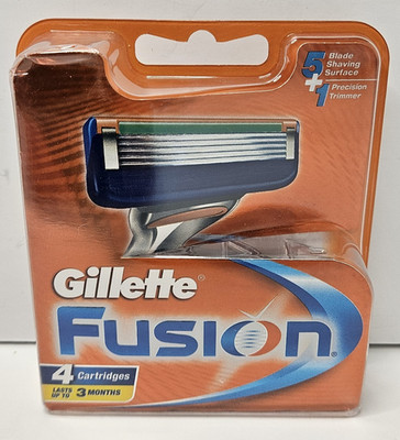 Gillette Fusion Men's Razor Blade Refill Cartridges - 4 Cartidges.