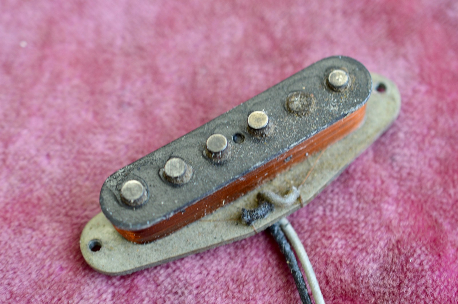 Vintage 1964 Fender Grey Bottom Stratocaster 6 25k - Middle Pup 100% Strat 1965