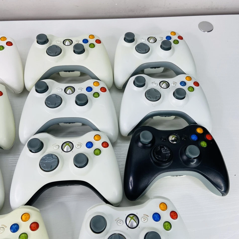 Lotto 11 Controller Originali Xbox 360 Wireless – Revisionati e Funzionanti - Immagine 4 di 4