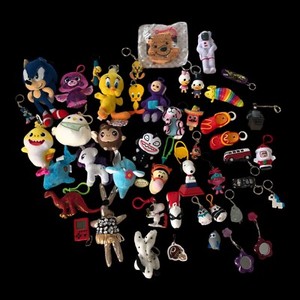 Vintage To Now Keychains Backpack Clips Mixed Lot of 47 Tweety Sonic Disney