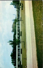 Fenske's Motel Portage Wisconsin postcard a91